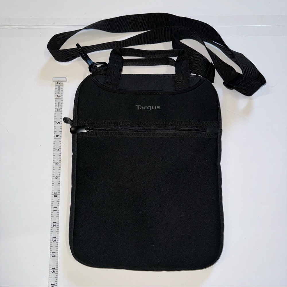 Targus Vertical Laptop Sleeve Case Bag 12 In - Picture 4 of 8